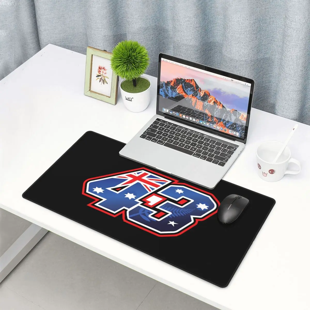 لوحة ماوس كبيرة بتصميم جاك ميل - مراجعة Gaming Keyboard Number Pad وسعره